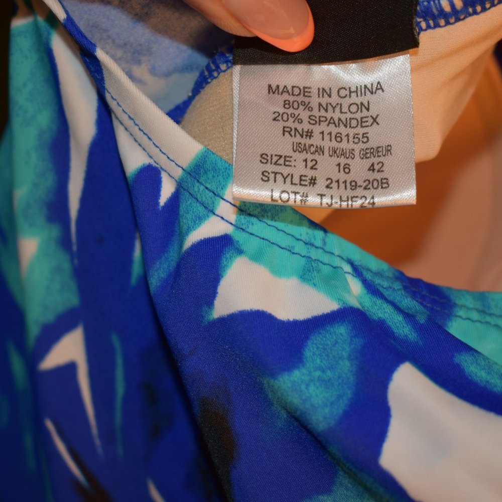 bathing suit - Picture 6 of 6